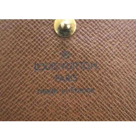 ❌Sold❌ LV wallet. Porte Monnaie Trésor - Picture 15 of 16